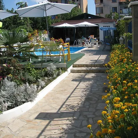 Sens 3* Chernomorets